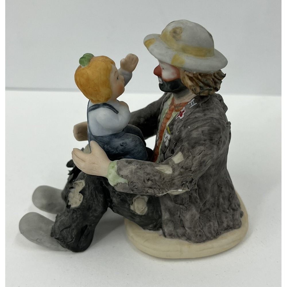 Flambro Emmett Kelly Signature Collection The Emmett's Fan 10013 Porcelain